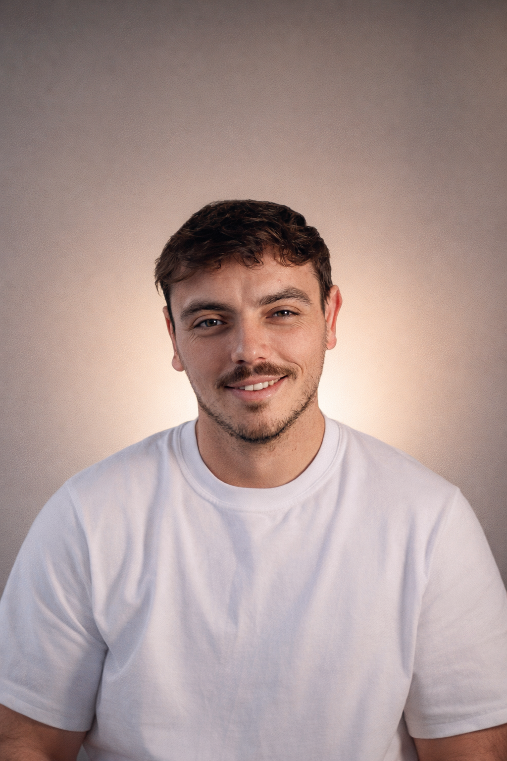 Andrew Bessard, vidéaste et monteur vidéo basé à Lyon
